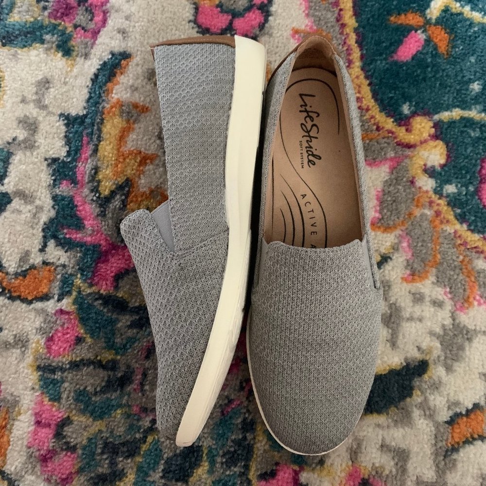 NEW - Life Stride Gray Slip ons 11Wide